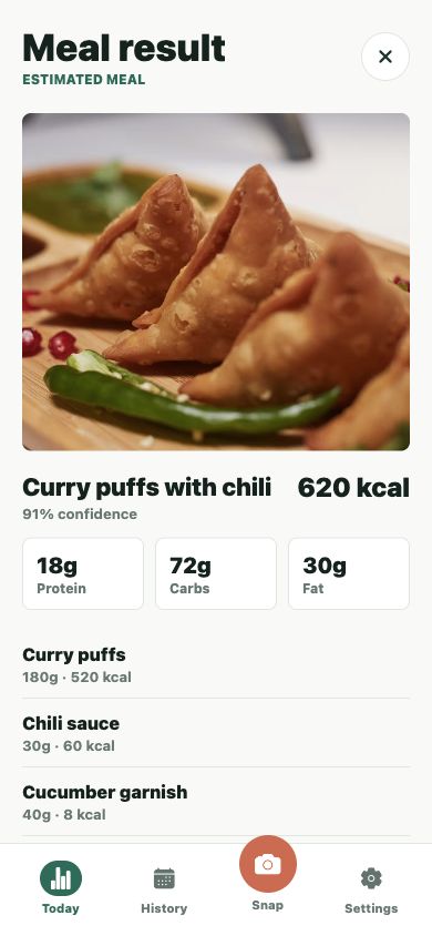 JomKal meal result screenshot showing curry puffs with calories and macros